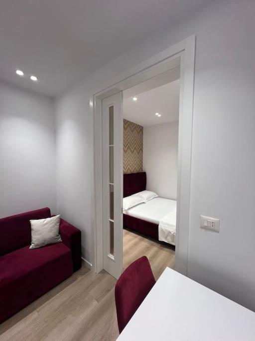 Spacious Apartment Ish-Blloku Area Tirana Esterno foto